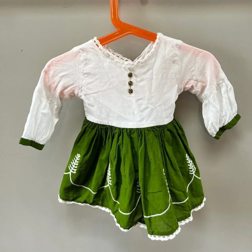 Well Dressed Wolf Dresses | Well Dressed Wolf Green And White Baby Girls Dress- Size 9 Months | Color: Green/White | Size: 6-9mb | Jenniferschuch's Well Dressed Wolf Dresses | Well Dressed Wolf Green And White Baby Girls Dress- Size 9 Months | Color: Green/White | Size: 6-9mb | Jenniferschuch's